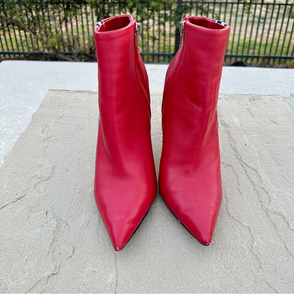 Steve Madden Red Ankle Boots with Black and White Stripes - Picture 4 of 14
